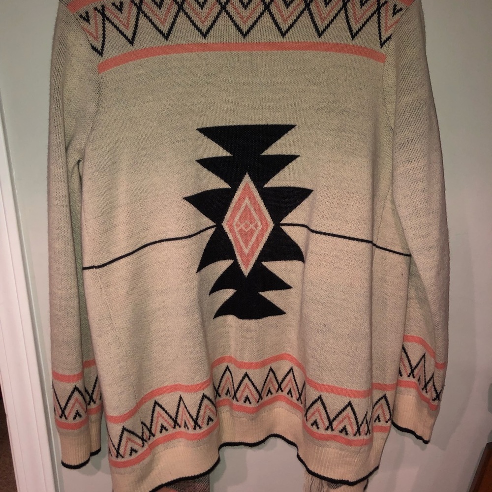 Aztec Print Cardigan/Sweater - Picture 4 of 4